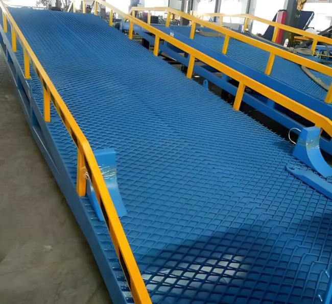 阿里移动式液压登车桥